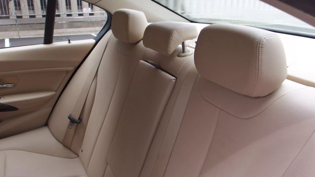 Vehicle image 22 of 63
