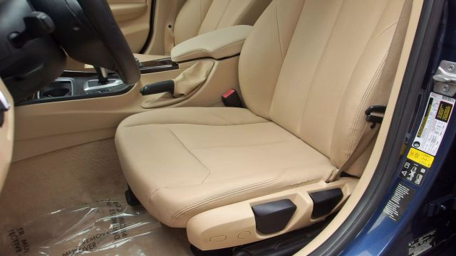 Vehicle image 19 of 63
