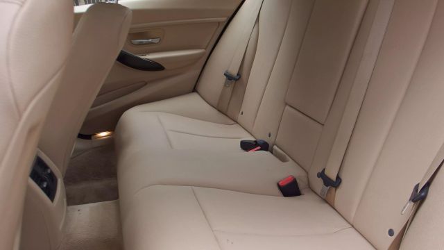 Vehicle image 28 of 63