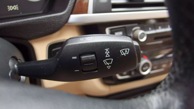 Vehicle image 54 of 63