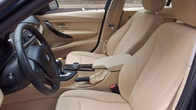 Vehicle image 15 of 63