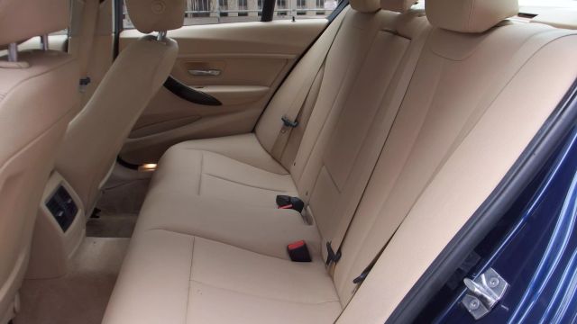 Vehicle image 36 of 63