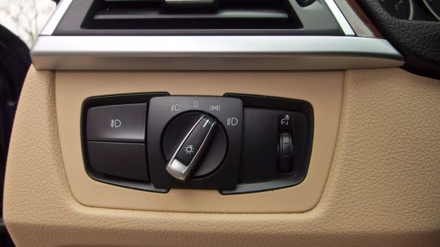 Vehicle image 50 of 63