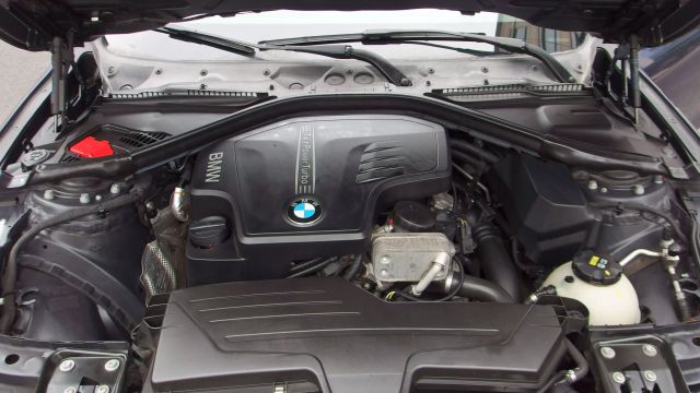 Vehicle image 62 of 63