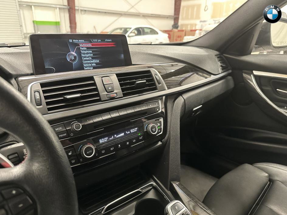 Vehicle image 25 of 26