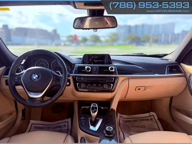 Vehicle image 18 of 28