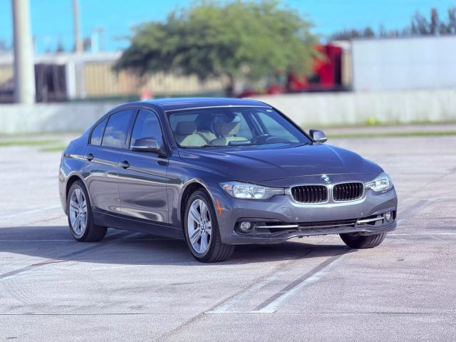 Vehicle image 6 of 28
