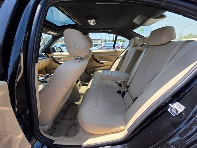 Vehicle image 14 of 41