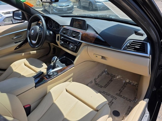 Vehicle image 15 of 41