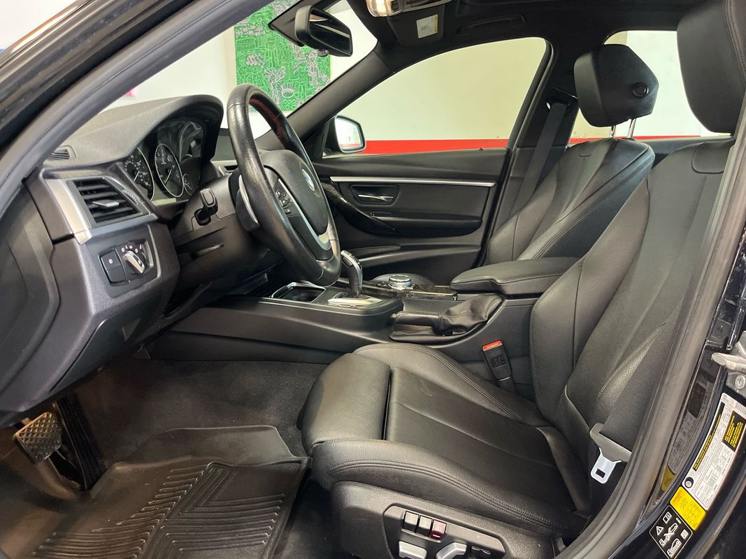 Vehicle image 55 of 74