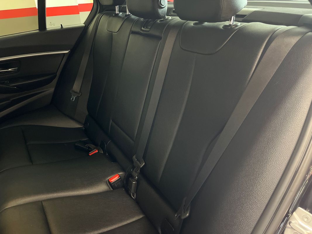 Vehicle image 50 of 74