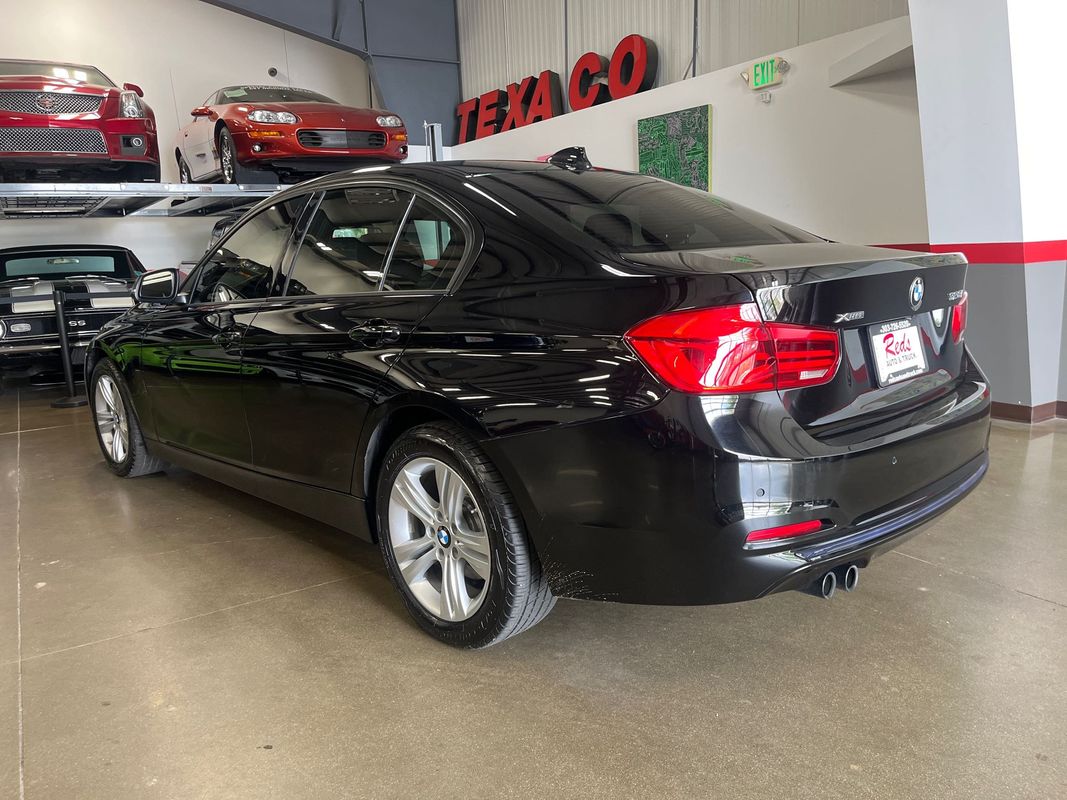 Vehicle image 20 of 74