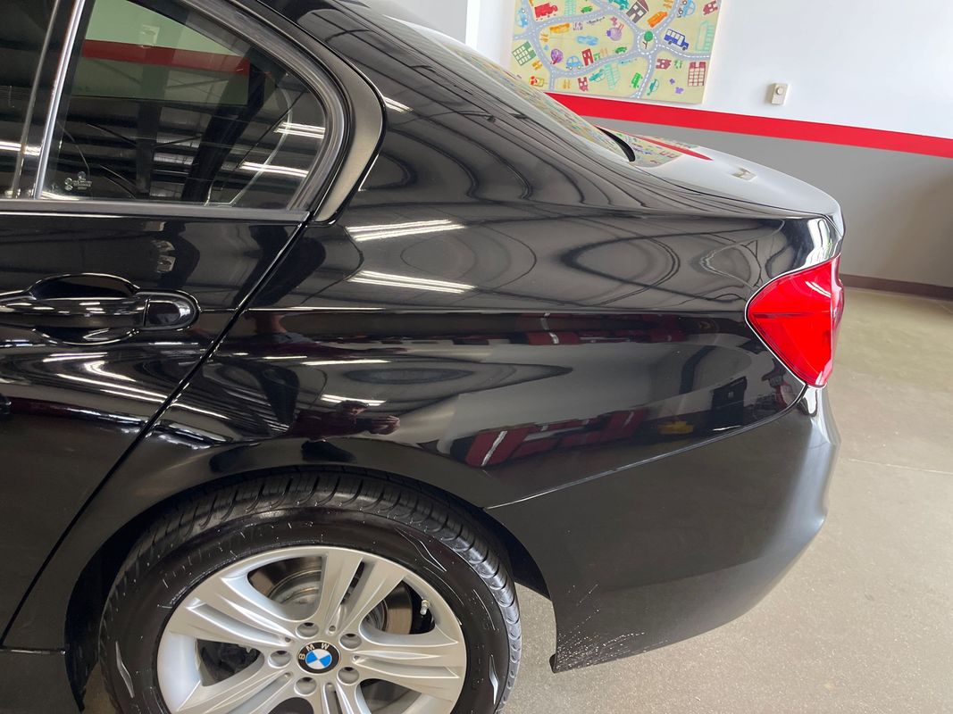 Vehicle image 34 of 74