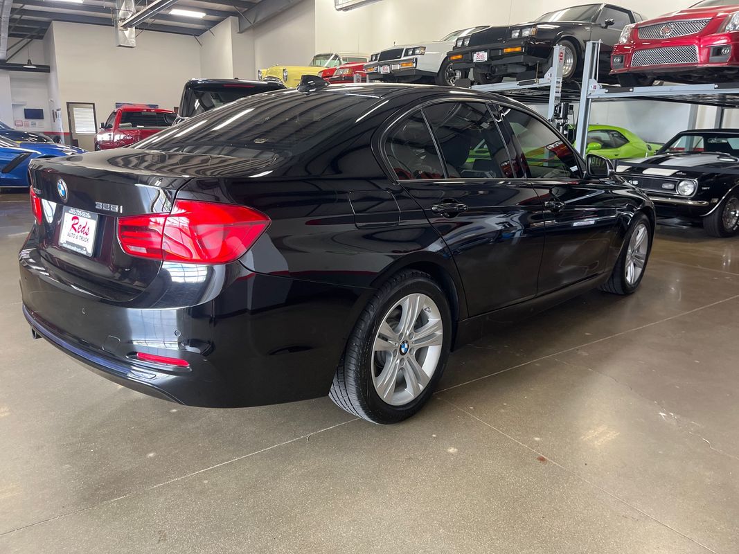 Vehicle image 15 of 74