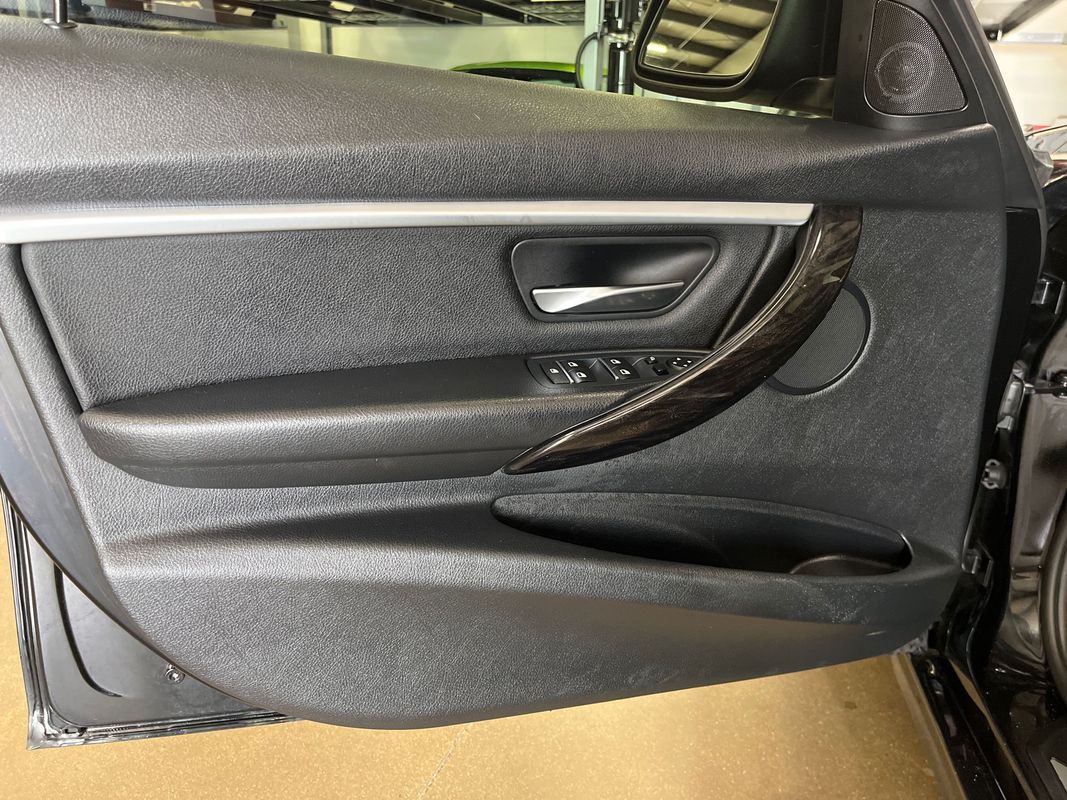 Vehicle image 63 of 74