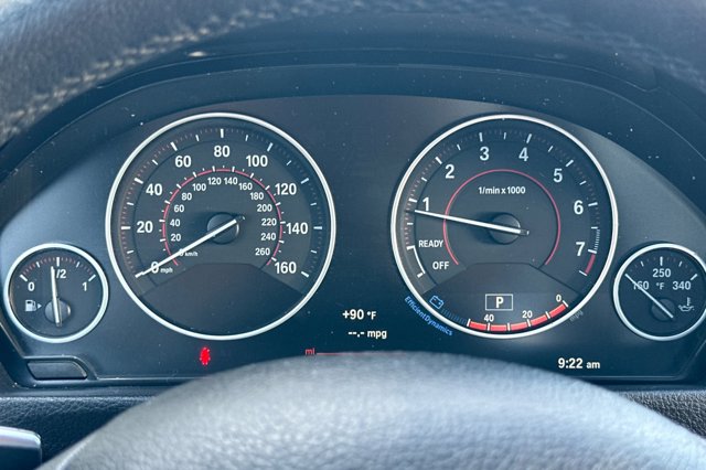 Vehicle image 23 of 27