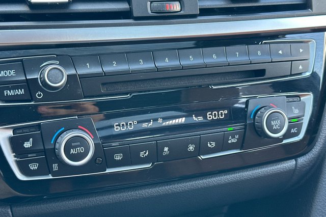 Vehicle image 19 of 27