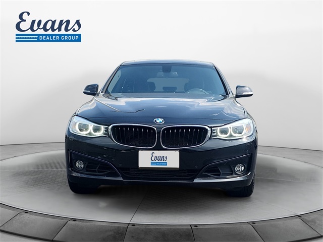 Vehicle image 2 of 25