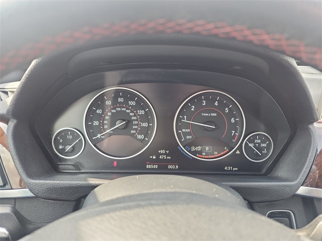 Vehicle image 19 of 25