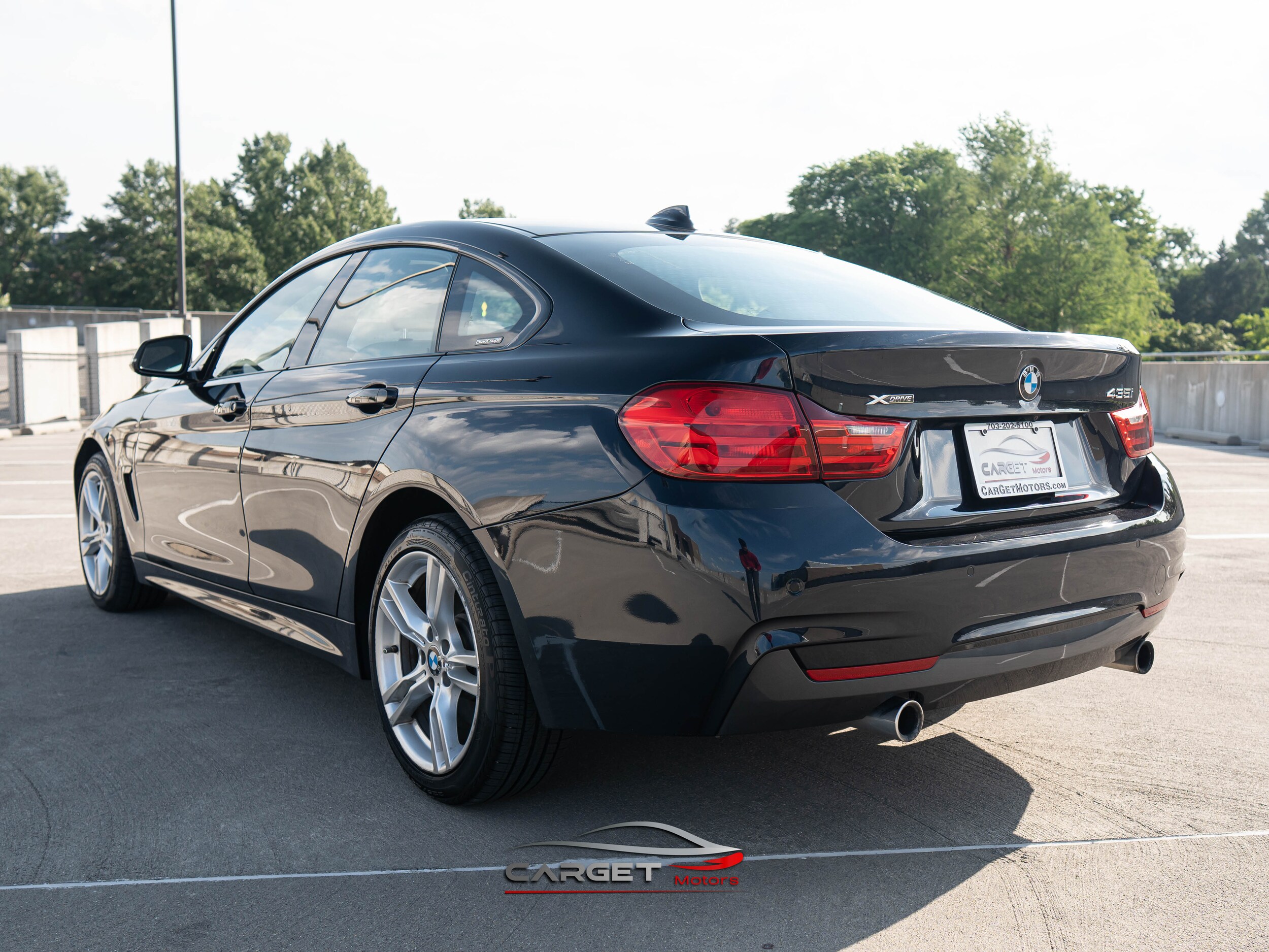 Vehicle image 5 of 54