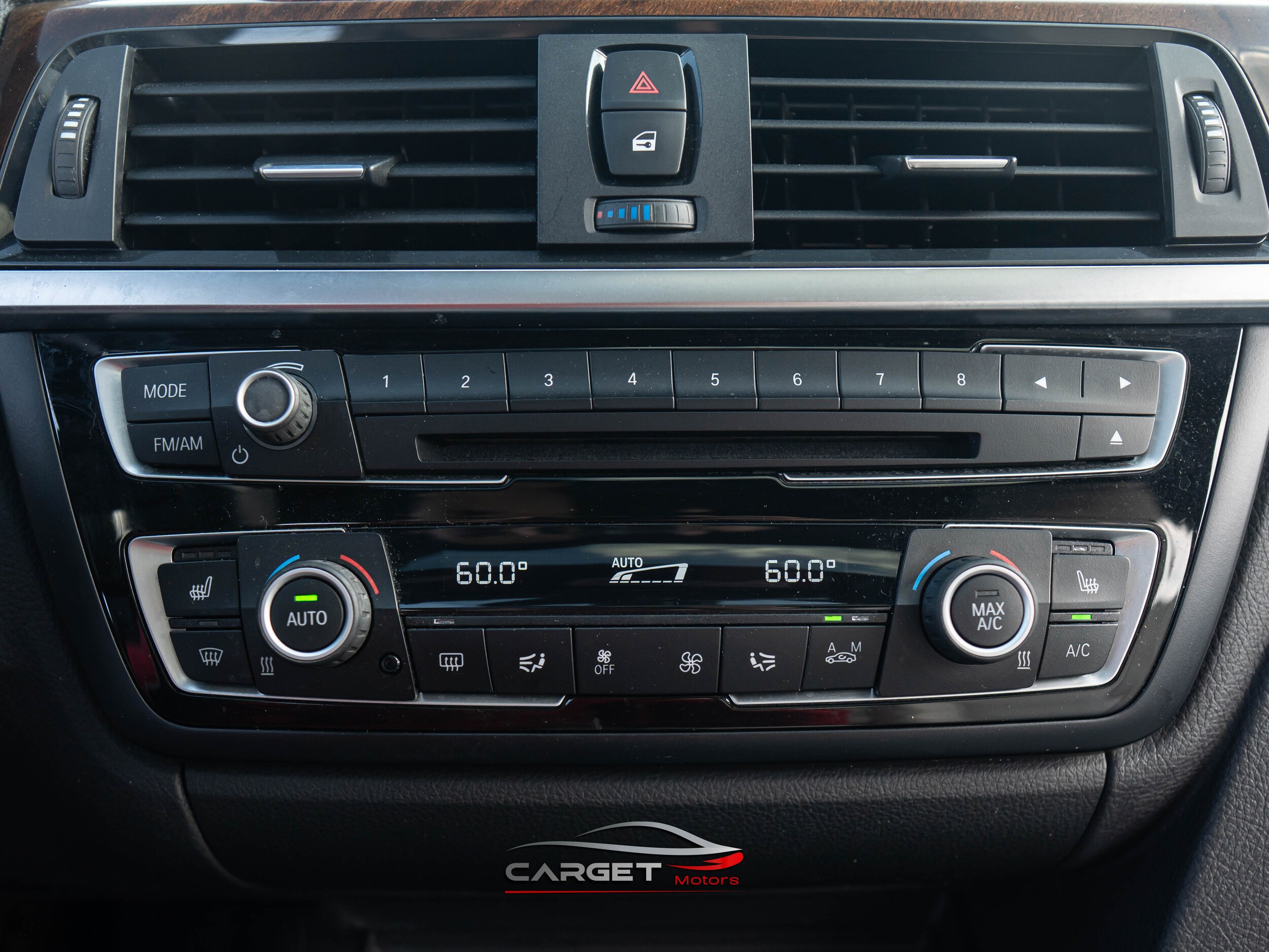 Vehicle image 33 of 54