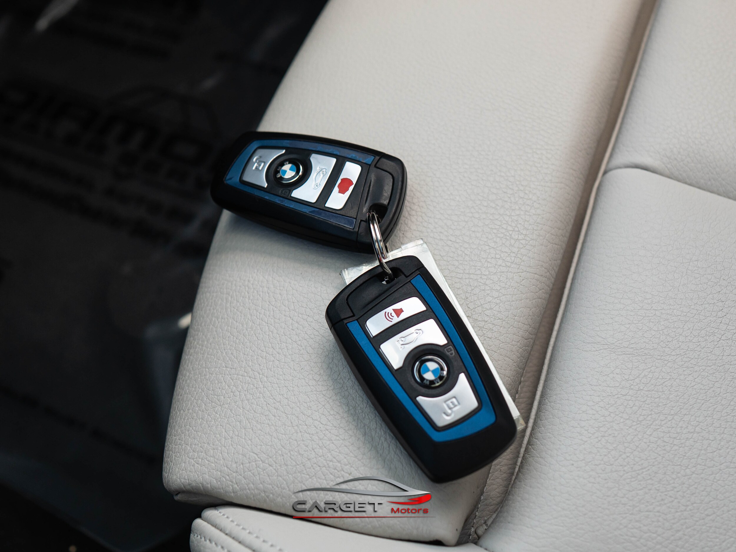 Vehicle image 51 of 54