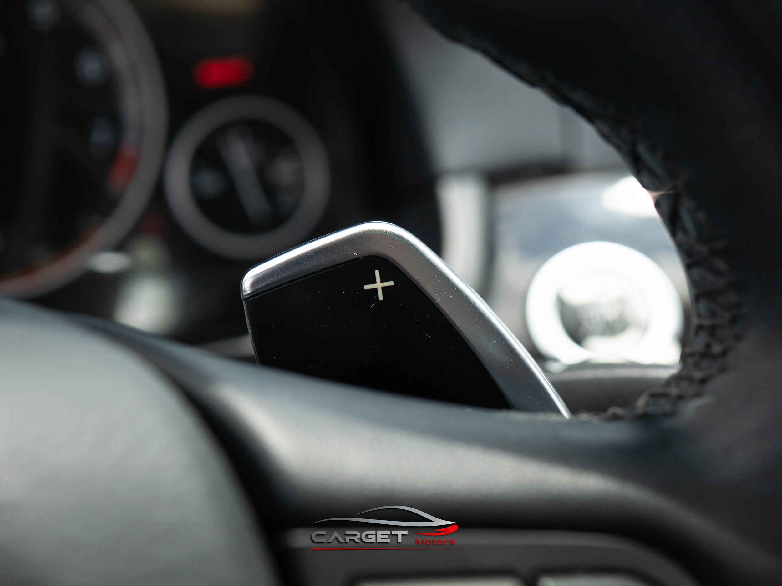 Vehicle image 43 of 52
