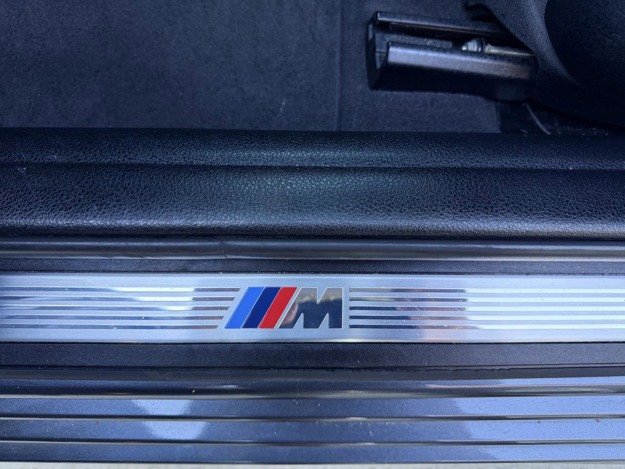 Vehicle image 26 of 27