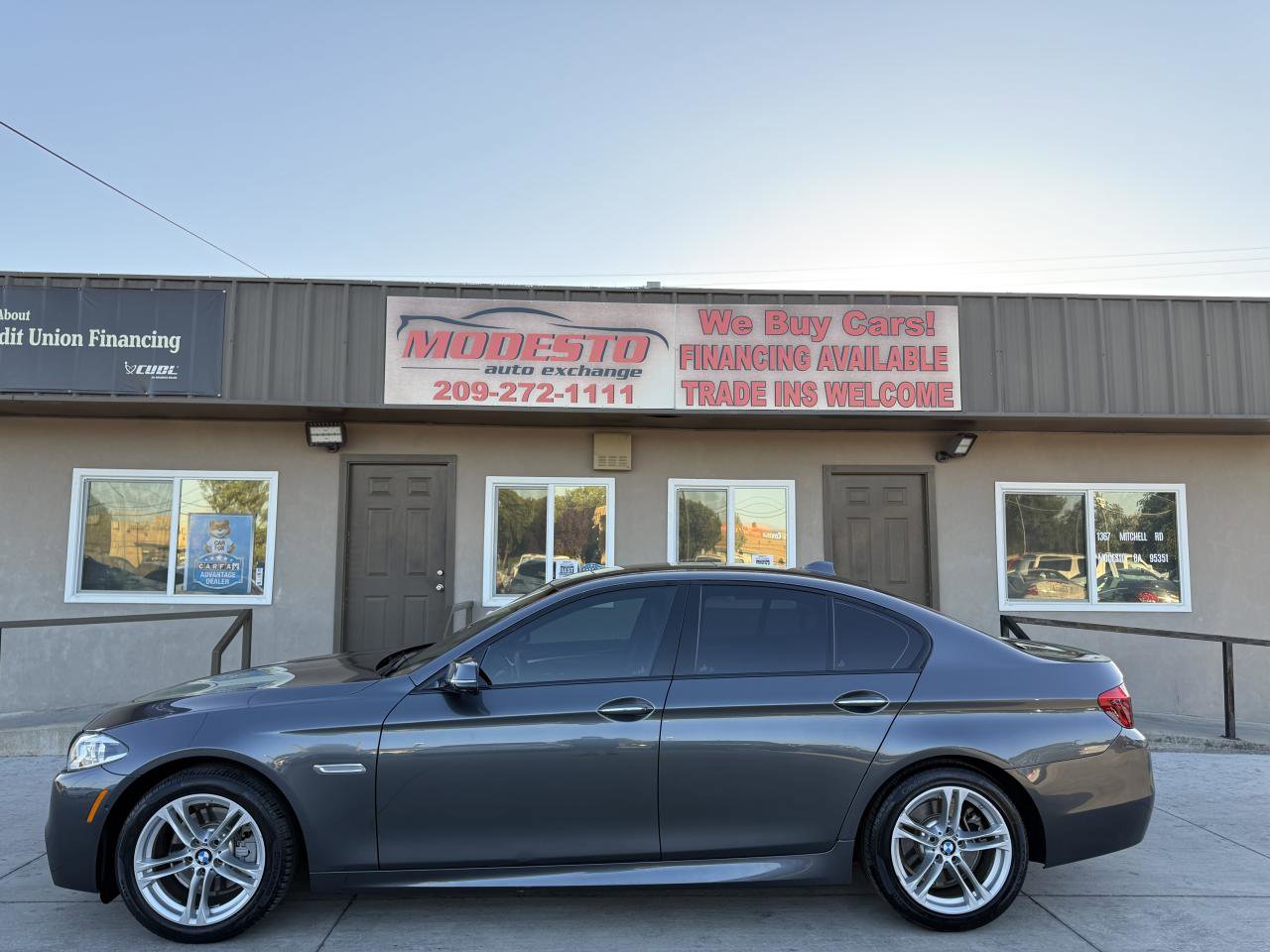 Vehicle image 9 of 27