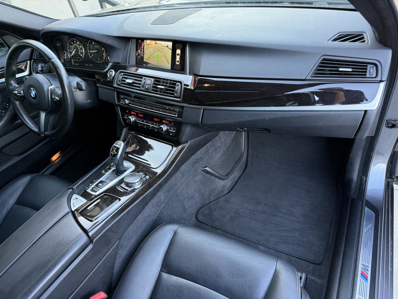 Vehicle image 16 of 27