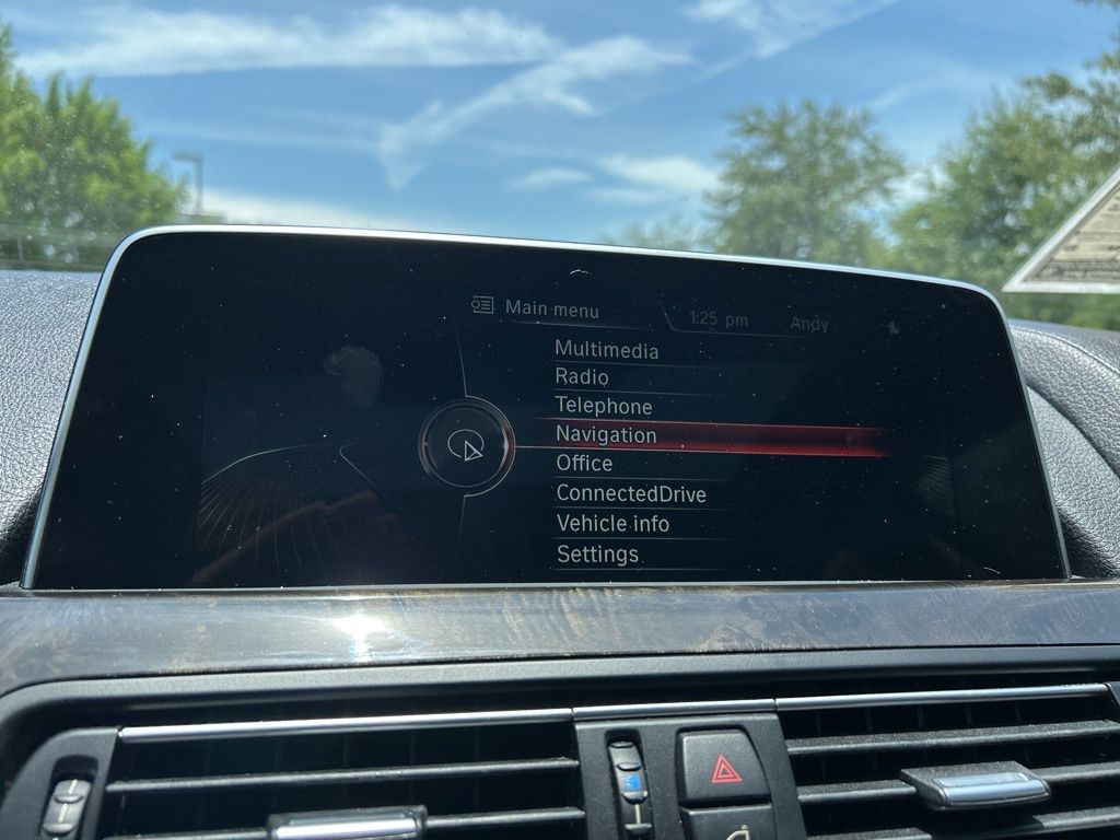 Vehicle image 26 of 50