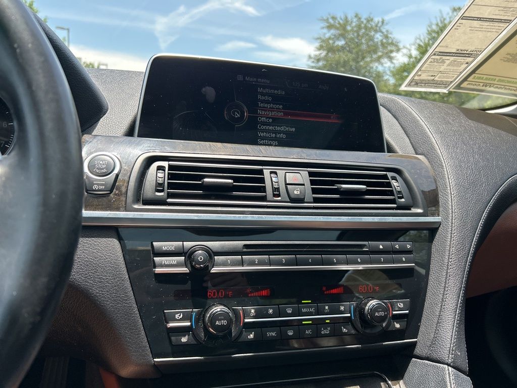 Vehicle image 29 of 50
