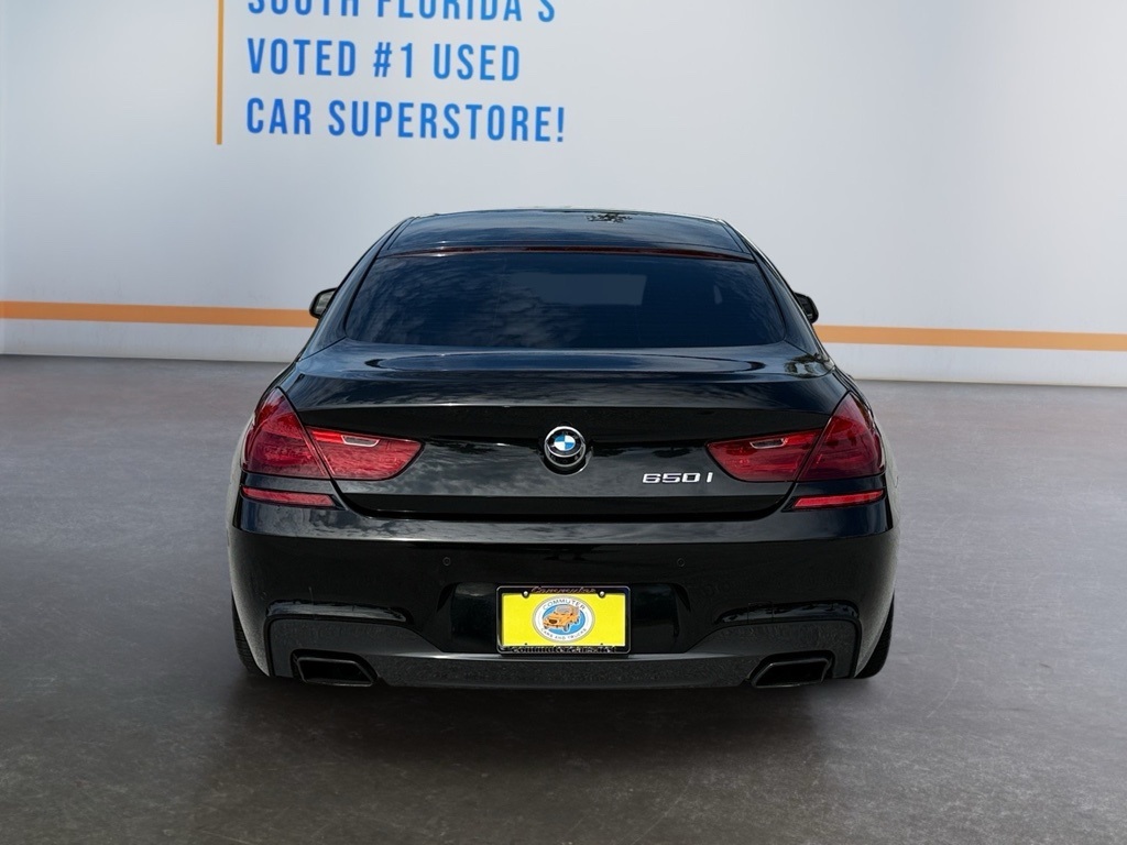 Vehicle image 5 of 20