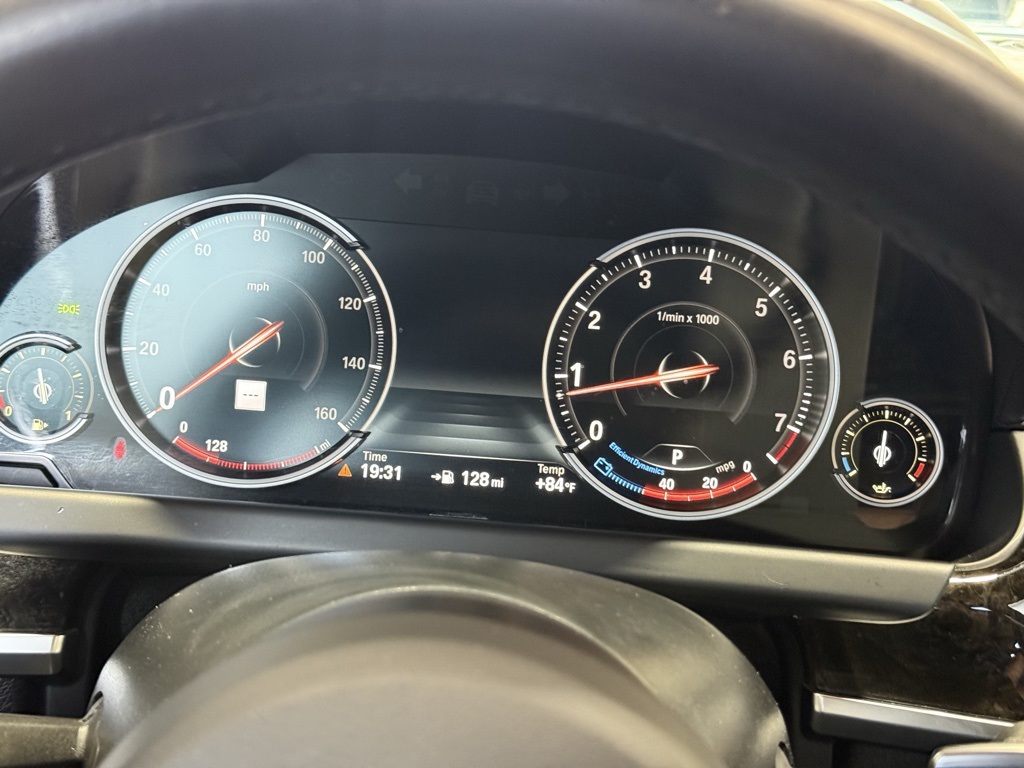 Vehicle image 15 of 20