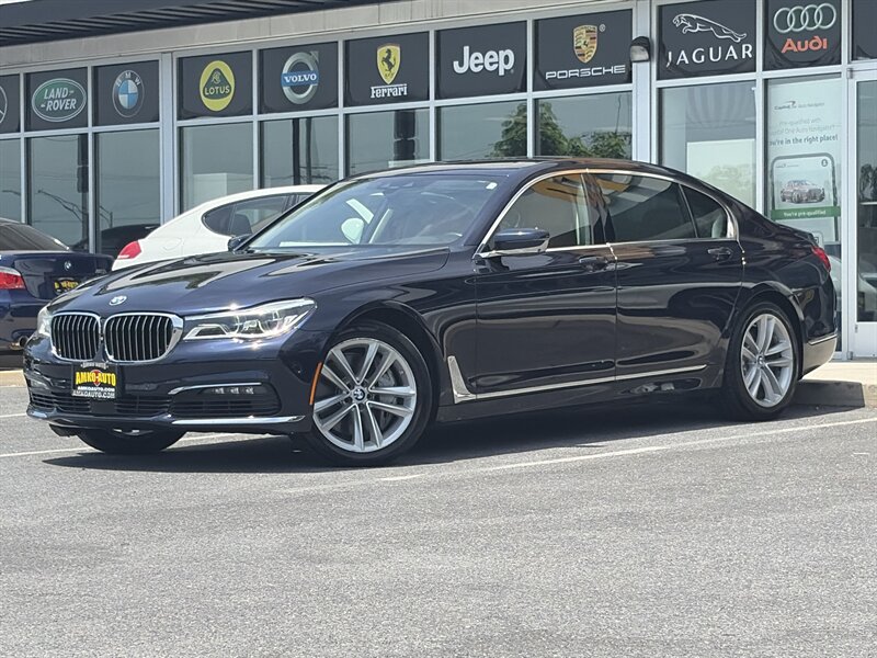 2016 BMW 7 Series 750i xDrive Image 3 of 7