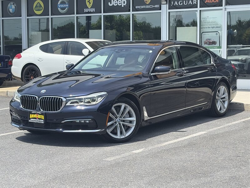 2016 BMW 7 Series 750i xDrive Image 2 of 7