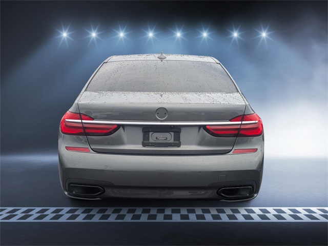 Vehicle image 6 of 30