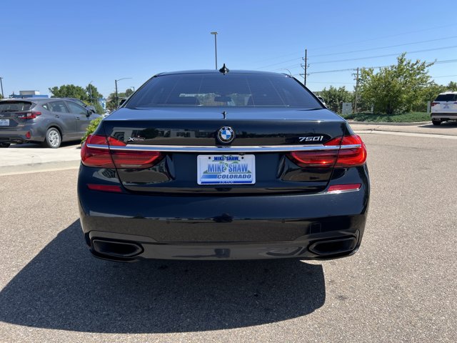 Vehicle image 6 of 33
