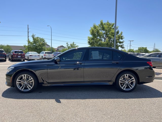 Vehicle image 8 of 33