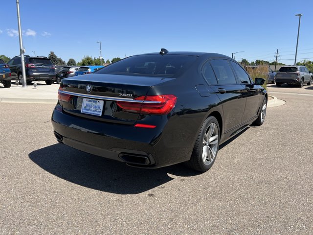 Vehicle image 5 of 33