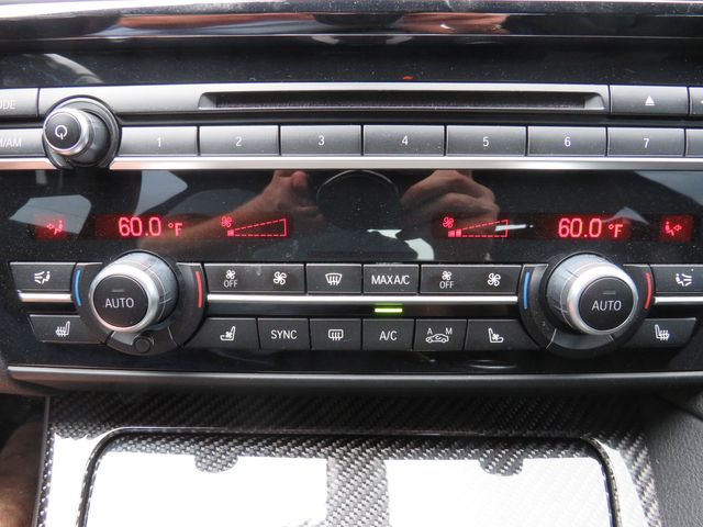 Vehicle image 24 of 27