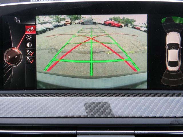 Vehicle image 21 of 27