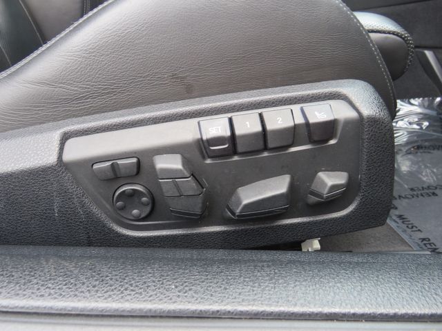 Vehicle image 11 of 27