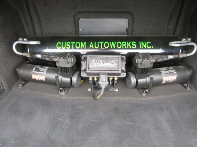 Vehicle image 4 of 27