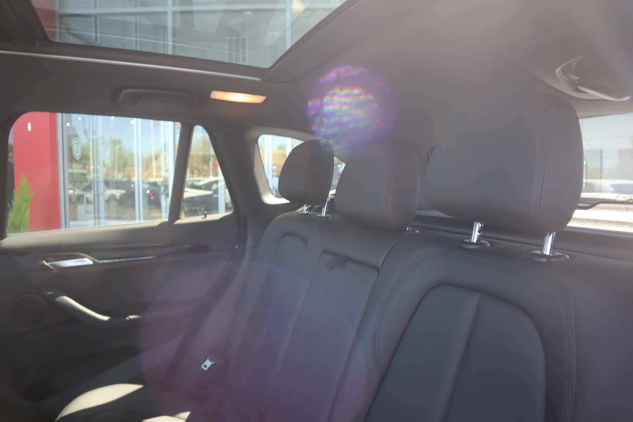 2016 BMW X1 xDrive28i Image 12 of 18