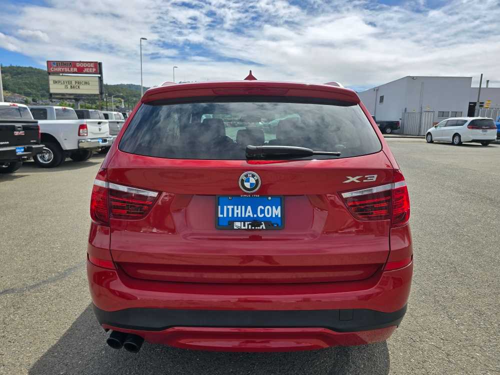 Vehicle image 6 of 21