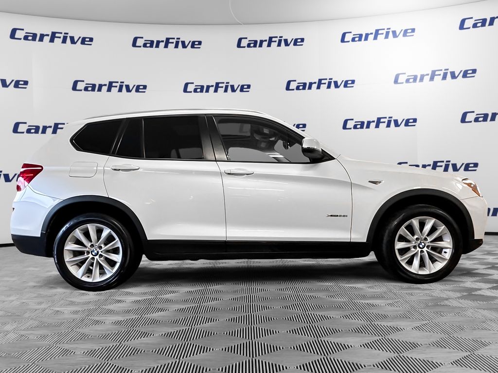 Vehicle image 7 of 41