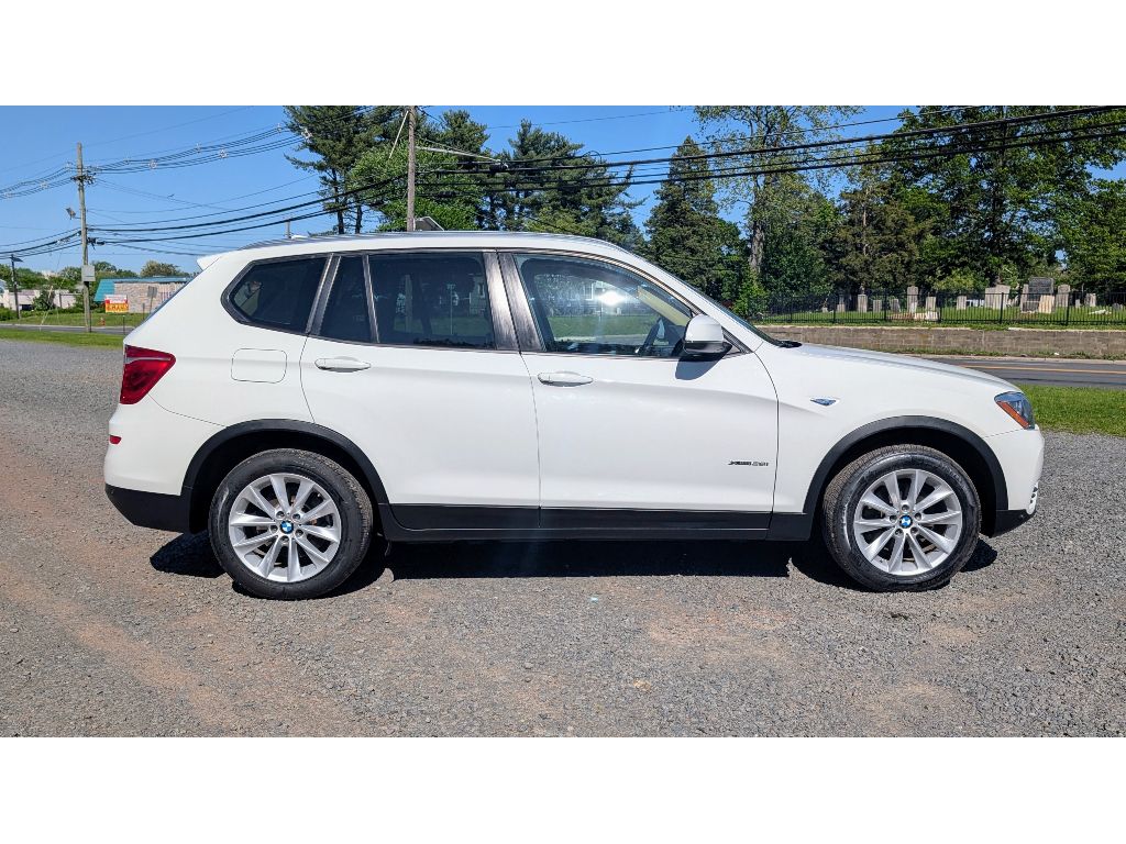 Vehicle image 4 of 30