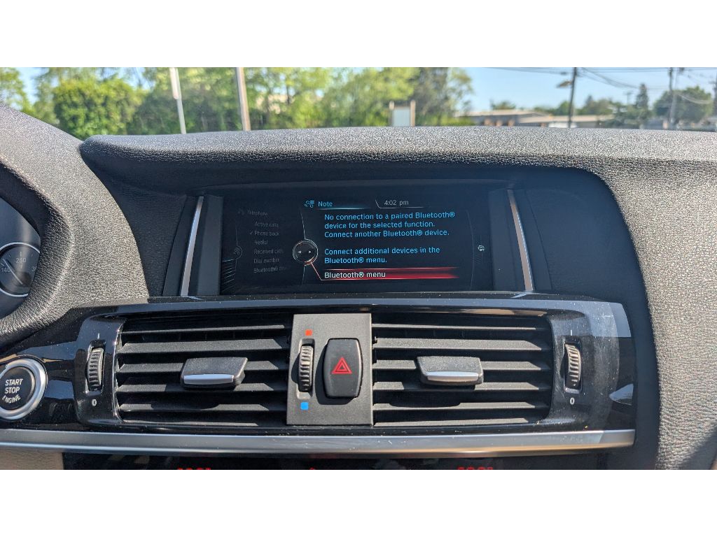 Vehicle image 24 of 30