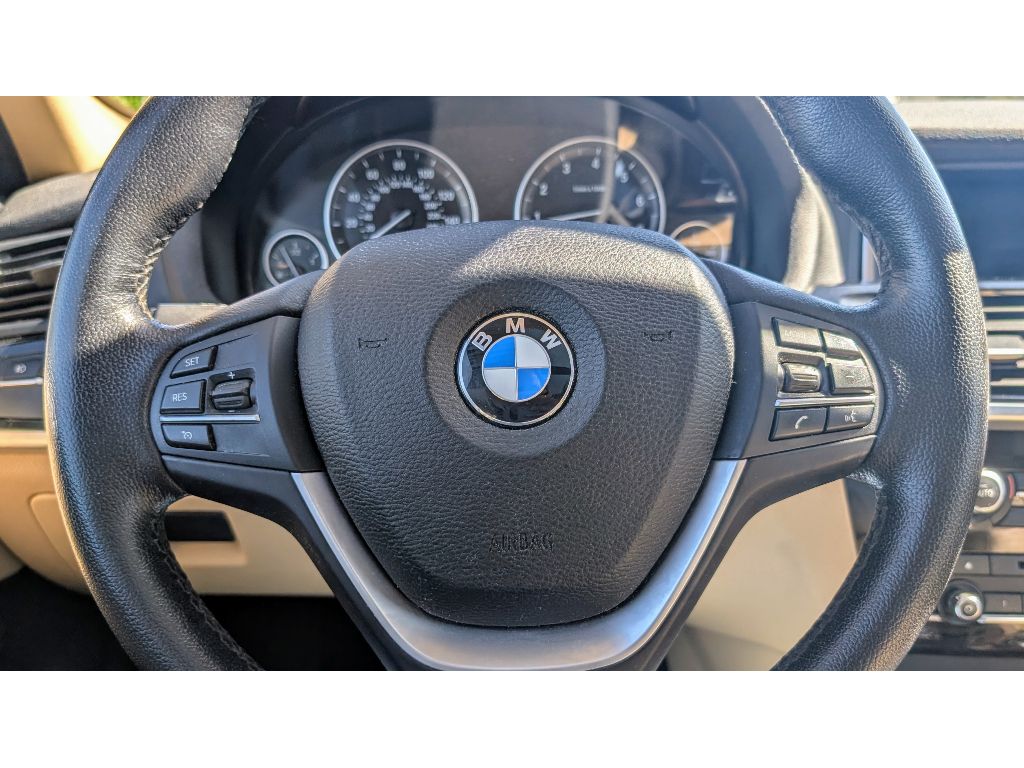 Vehicle image 20 of 30